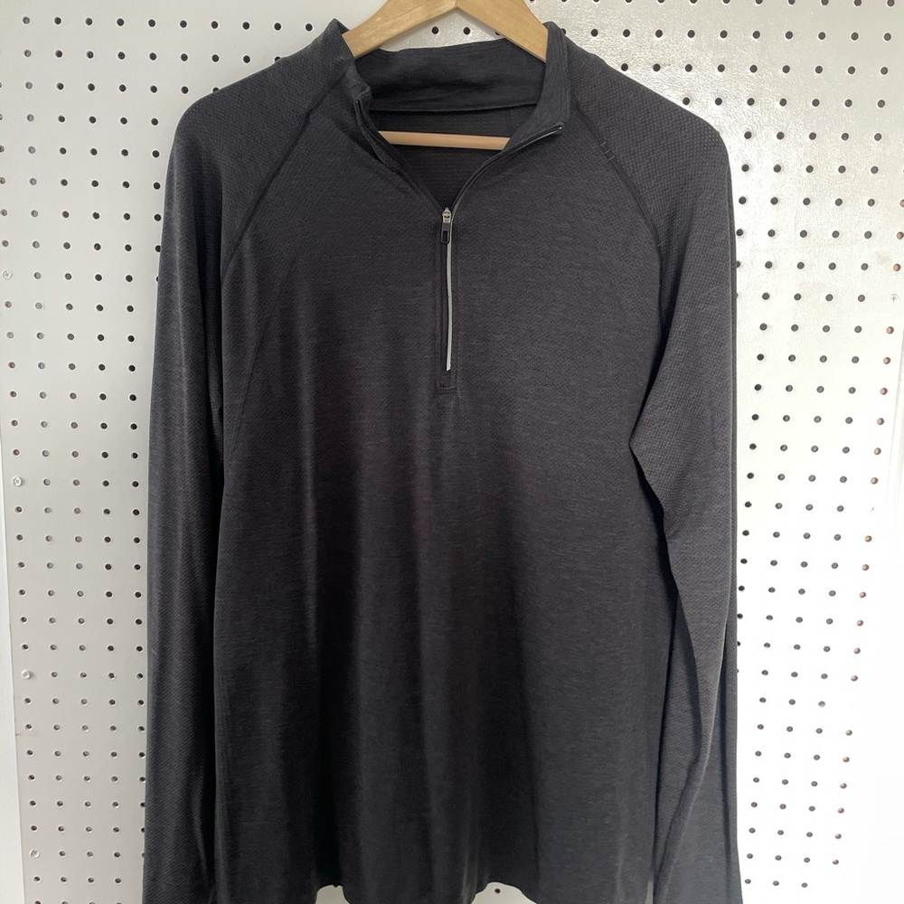 Men’s Lululemon quarter zip